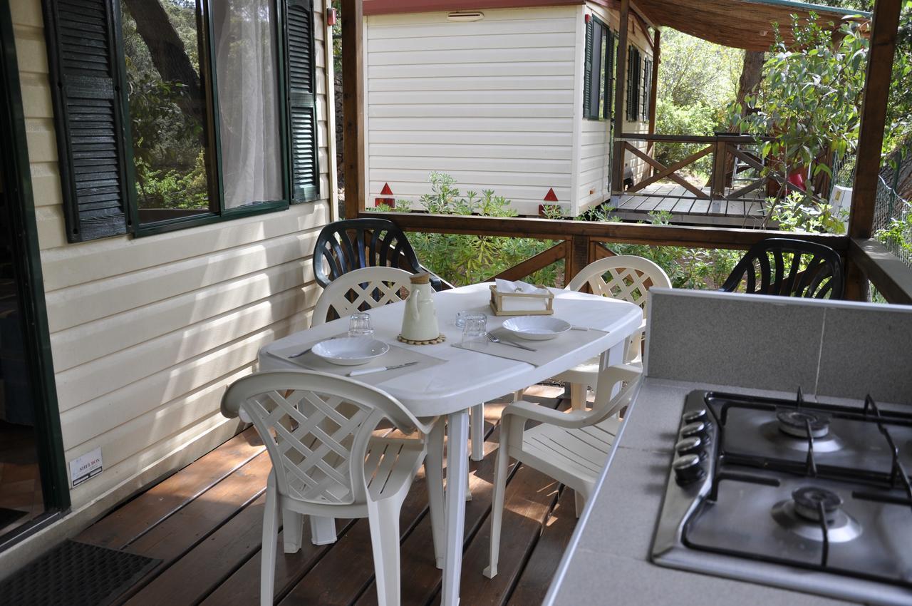 Elbadoc Camping Village กาโว ภายนอก รูปภาพ